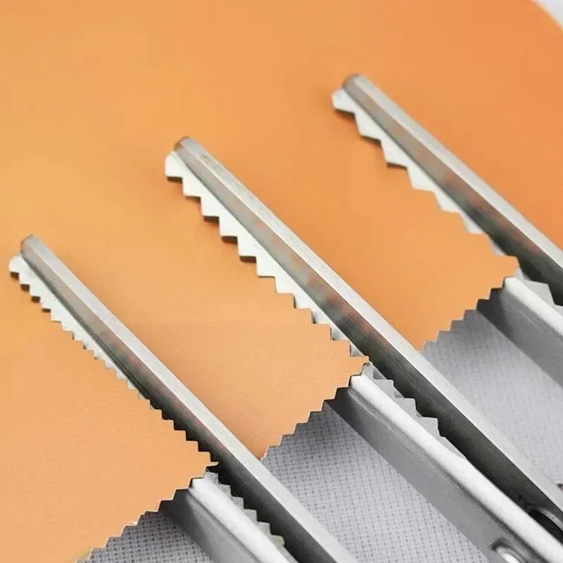 Stainless Steel Pinking Shears With Scalloped Edge For Dressmaking
