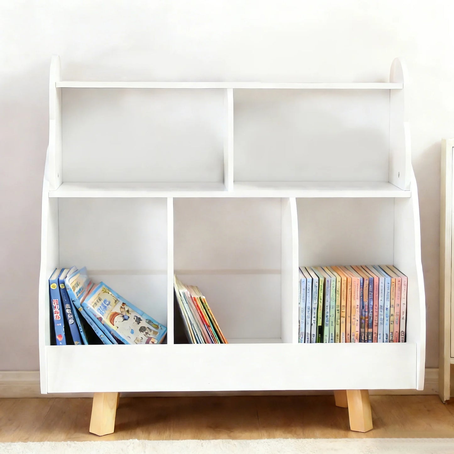 Wooden Kids Bookshelf With Five Storage Baskets For Nursery