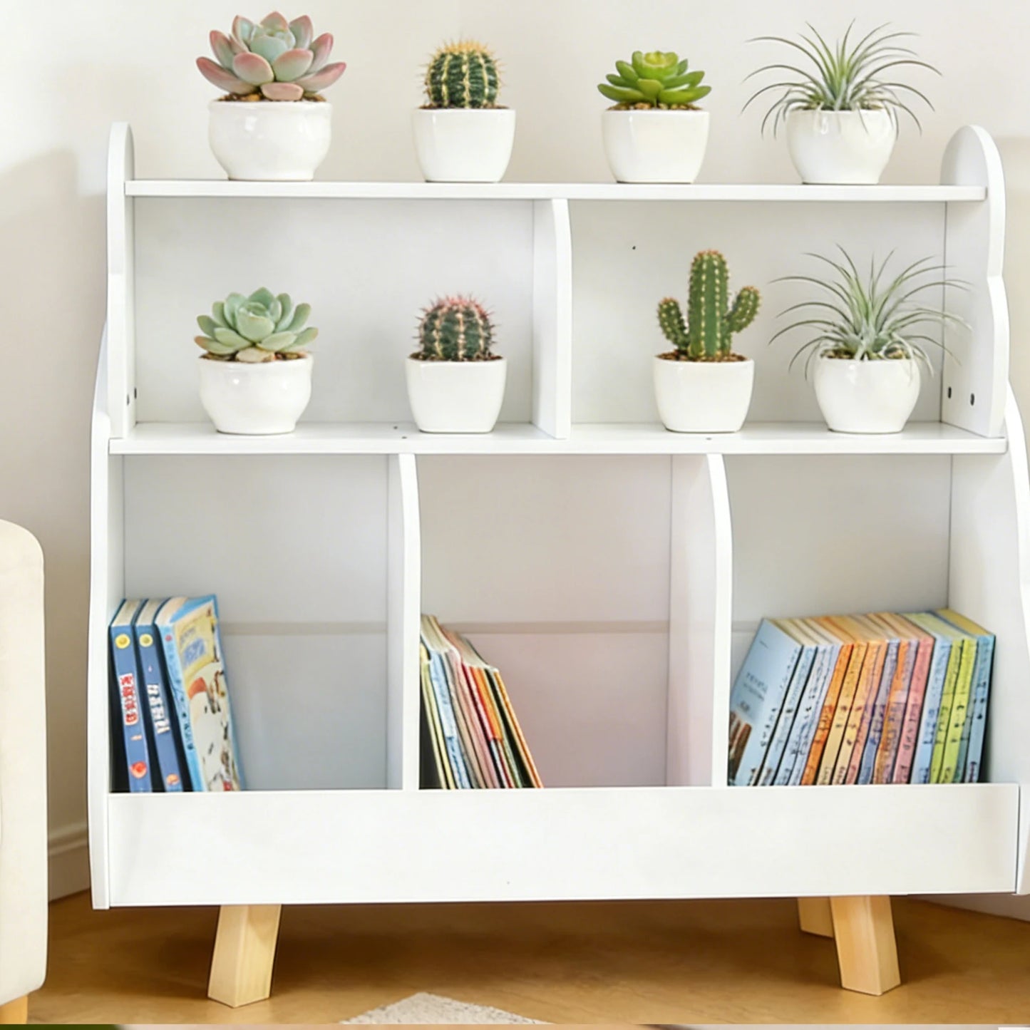 Wooden Kids Bookshelf With Five Storage Baskets For Nursery