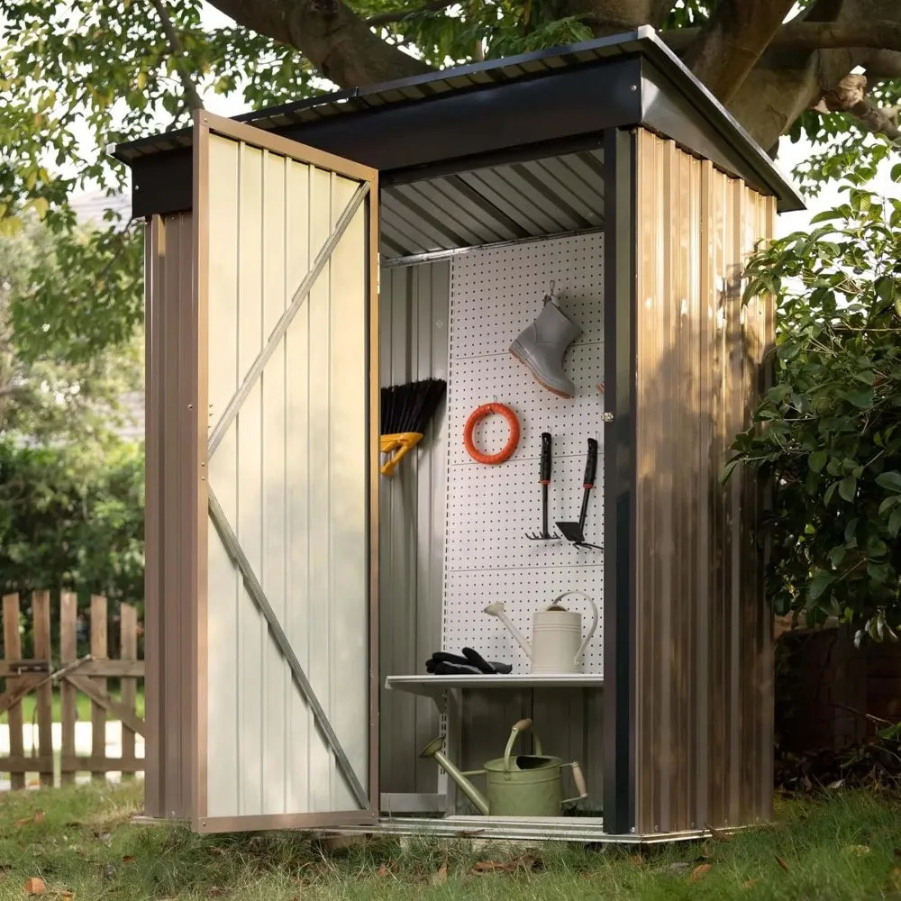 Outdoor Metal Storage Shed Lockable Anticorrosion Waterproof