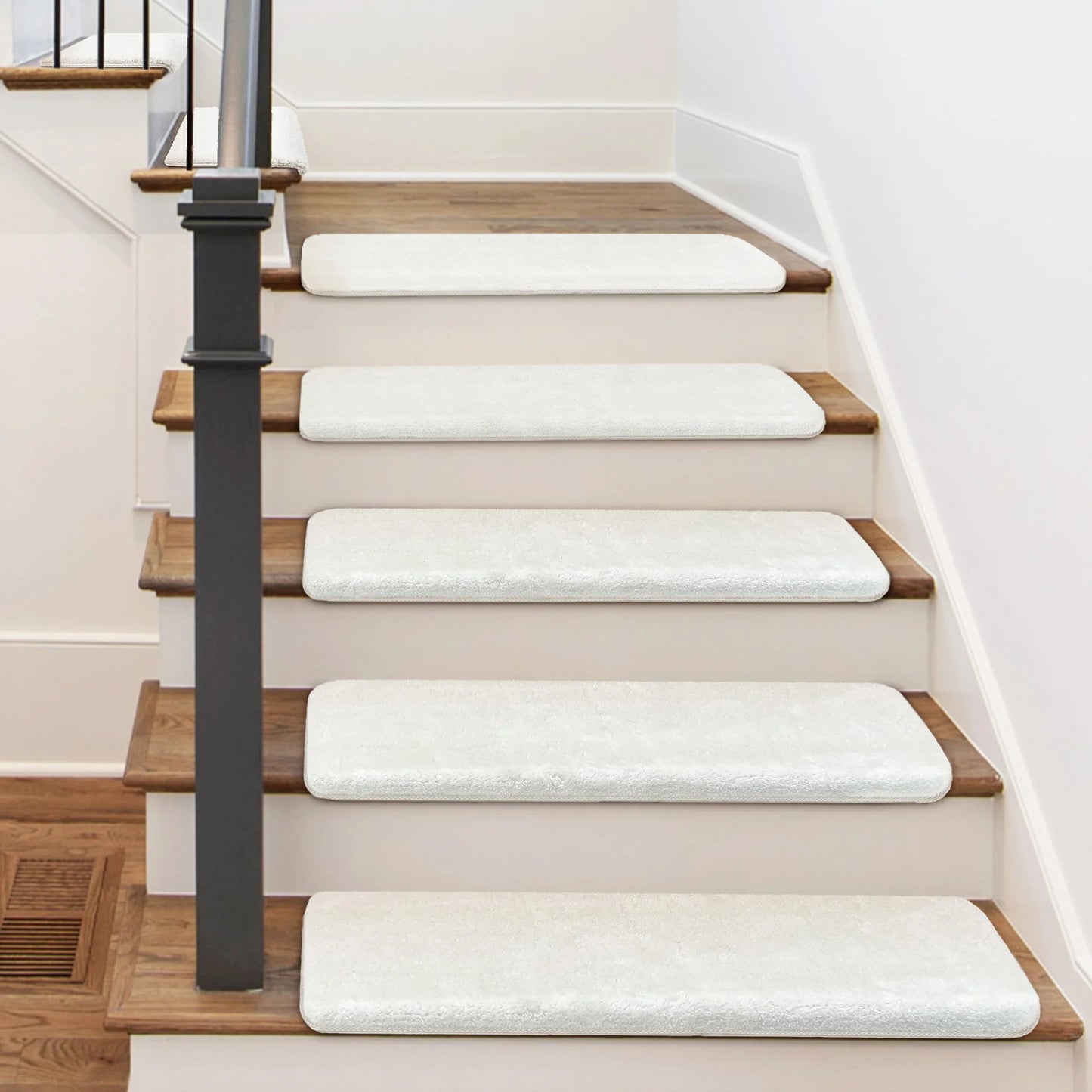 Bullnose Non Slip Stair Treads Self Adhesive Carpet Mats