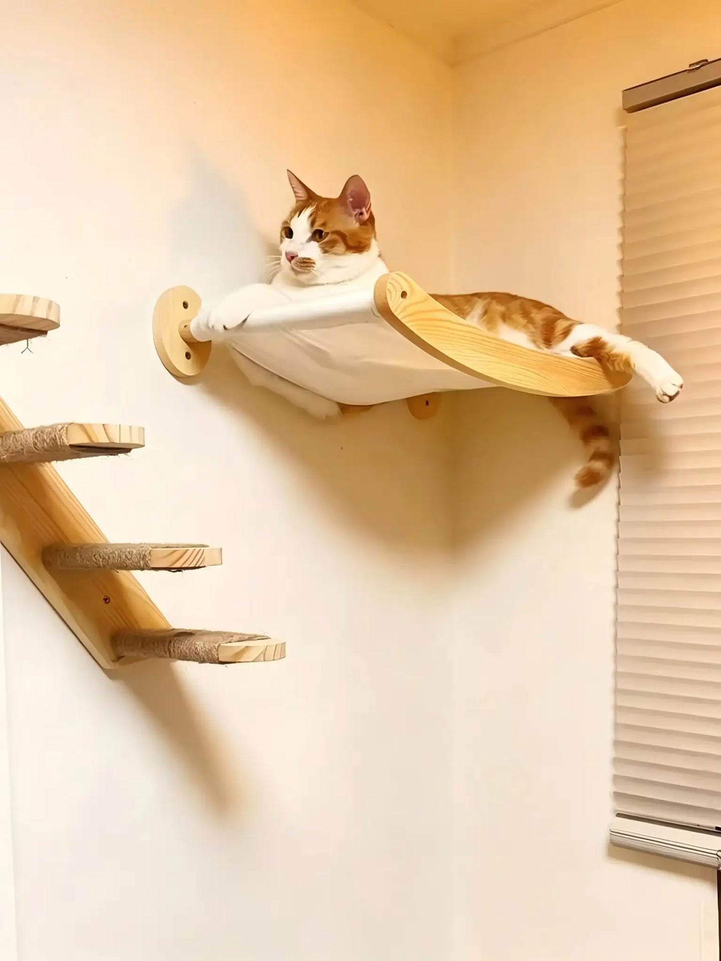 Wall Mounted Cat Roped Bridge With Sisal For Indoor Cats